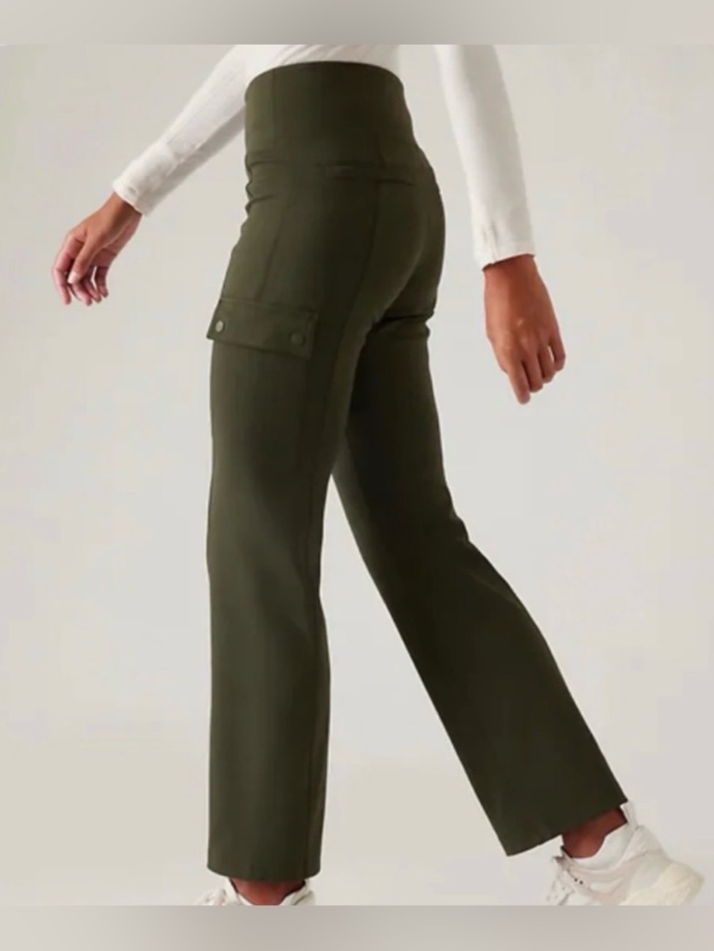 Like New Athleta Delancey Straight Cargo Pants Olive Green Pockets Size XXS